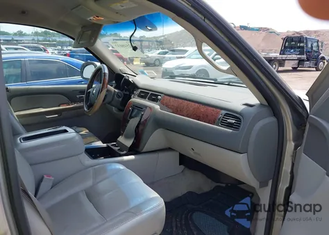 2007 Chevrolet Tahoe Lt из США, поврежденный, VIN 1GNFC13027R235130